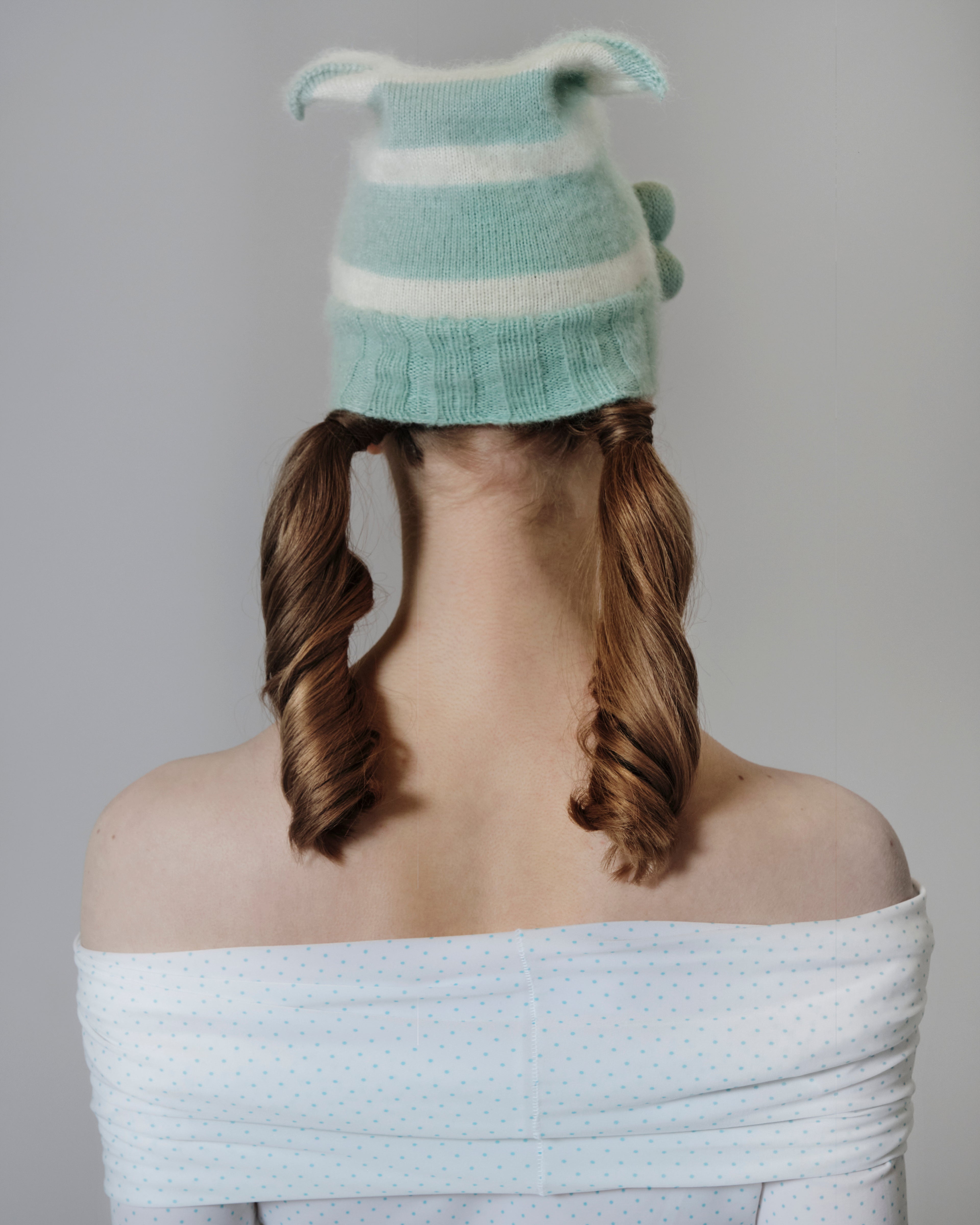 Bello Beanie Flower